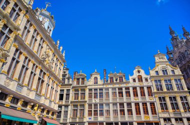 Grand Place veya Grote Markt'ta binalar ve mimari, Brüksel'in merkez meydanı, Belçika.