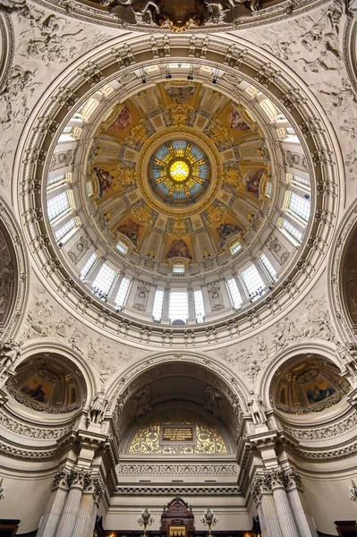 Berlín Německo Květen 2019 Interiér Berlínské Katedrály Ležící Ostrově Muzeum — Stock fotografie