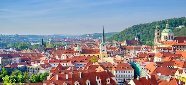 Telhados Longo Rio Vltava Praga República Checa — Fotografia de Stock