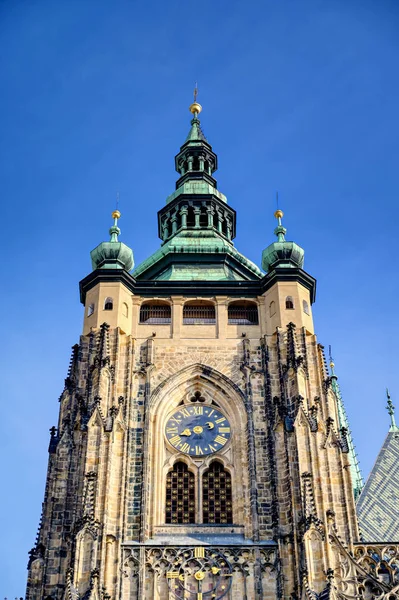 Καθεδρικός Ναός Αγίου Βίτου Μέσα Στο Συγκρότημα Κάστρο Της Πράγας — Φωτογραφία Αρχείου