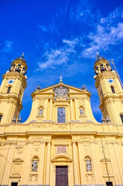 St. Cajetan Tiyatro Kilisesi (Almanca: 
