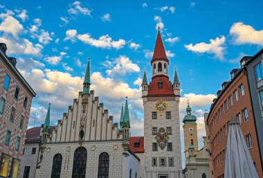 Eski belediye binası Münih, Almanya 'da Marienplatz' da yer alır..