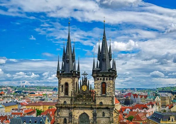 Miasszonyunk Temploma Tyn Előtt Prága Óvárosában Cseh Köztársaságban — Stock Fotó