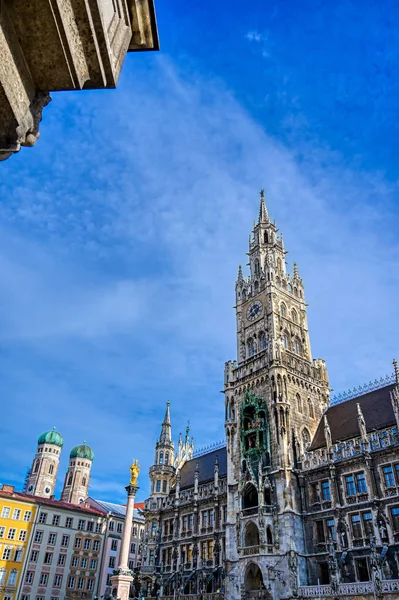 New Town Hall Βρίσκεται Στο Marienplatz Στο Μόναχο Γερμανία — Φωτογραφία Αρχείου