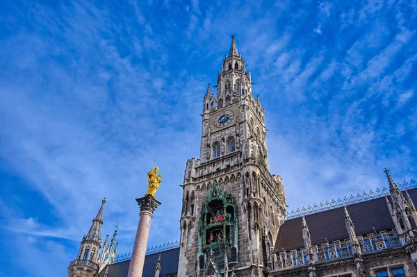 New Town Hall Βρίσκεται Στο Marienplatz Στο Μόναχο Γερμανία — Φωτογραφία Αρχείου