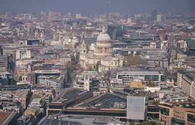 Thames nehri boyunca İngiltere, Londra 'nın hava manzarası..