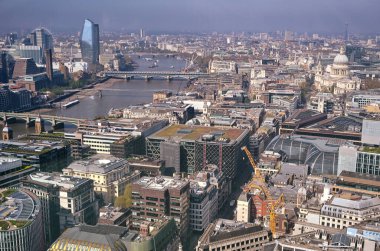 Thames nehri boyunca İngiltere, Londra 'nın hava manzarası..