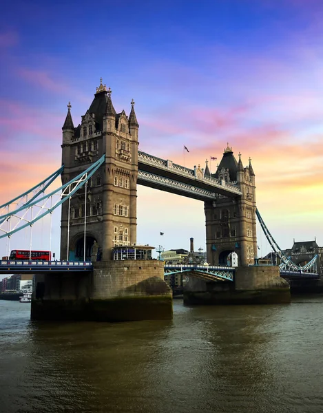 Tower Bridge Sobre Rio Tâmisa Pôr Sol Londres Reino Unido — Fotografia de Stock