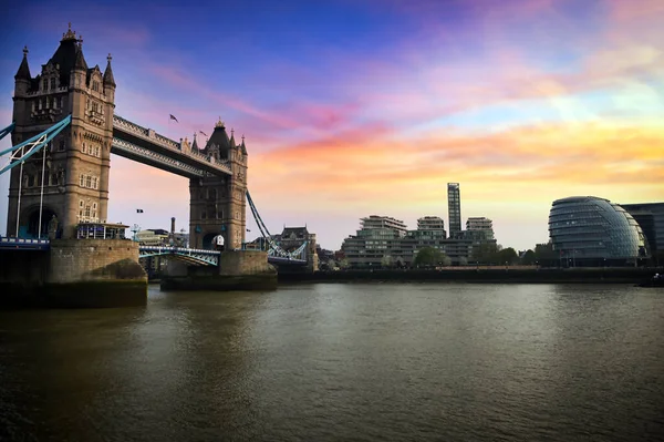 Tower Bridge Över Themsen Vid Solnedgången London Storbritannien — Stockfoto