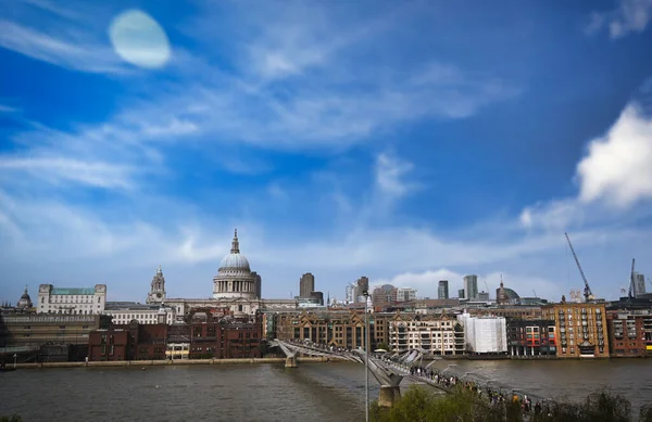 Över Floden Thames Till Pauls Cathedral Och Skyline London Storbritannien — Stockfoto