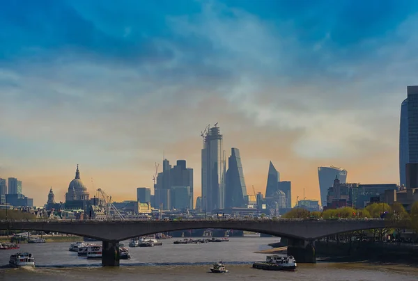 Pohled Temži Londýně Velká Británie Soumraku — Stock fotografie