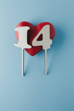 Kırmızı kalp valentine