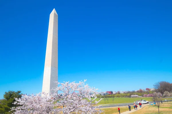 Washington, DC, Verenigde Staten-1 april 2019: Washington Monument, tijdens — Stockfoto