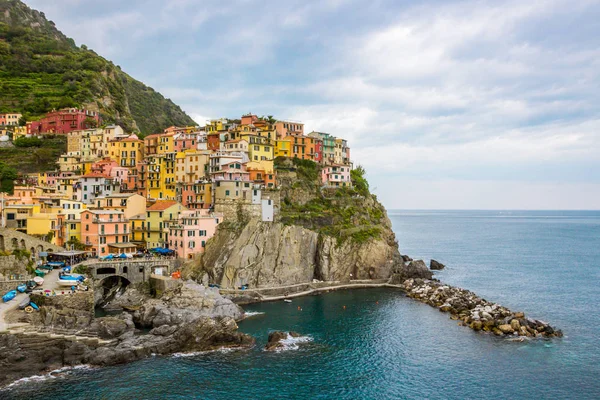 Ruas Praia Casas Coloridas Colina Manarola Cinque Terre Itália — Fotografia de Stock