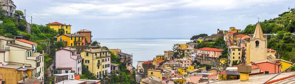 Calles Playa Coloridas Casas Colina Riomaggiore Cinque Terre Italia — Foto de Stock