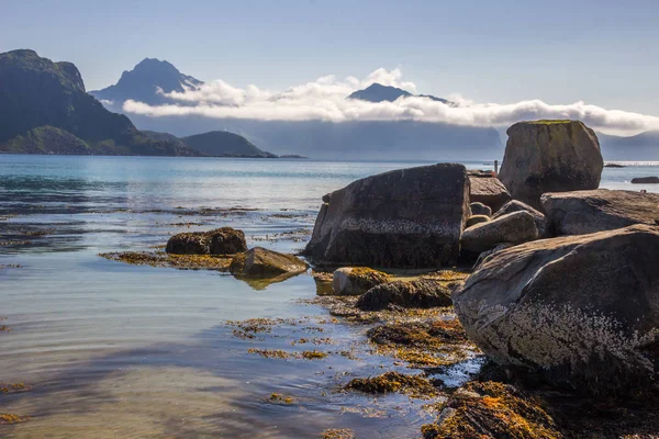 Haukland Playa Montañas Lofoten Noruega — Foto de Stock