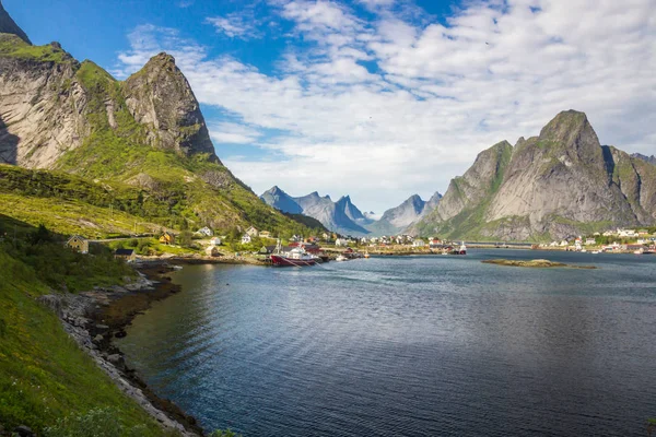 Reine liman Lofoten Adaları Norveç'te