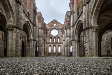 Toskana'daki kilisenin kalıntıları
