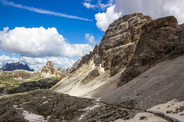 Moln Över Fjäll Stig Dolomiterna — Stockfoto