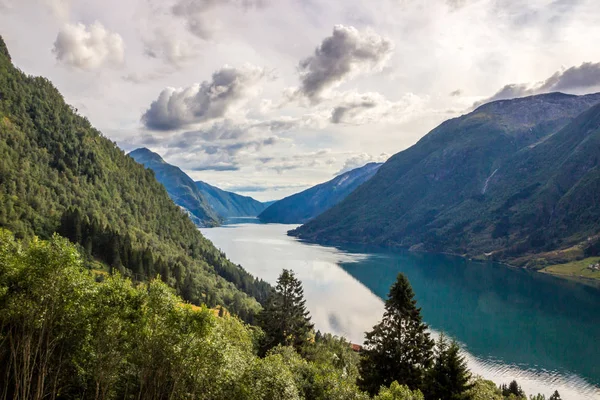 Wolken Über Dem Fjord Norwegen — Stockfoto