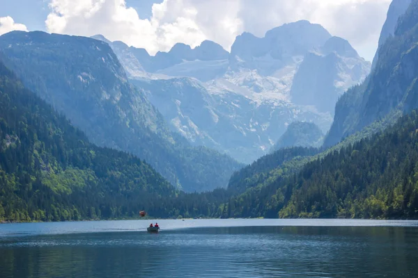 Día Soleado Lago Voredere Gosausee Los Alpes Austríacos —  Fotos de Stock