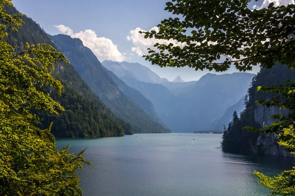 Сонячний День Озері Кенігс Баварських Альпах Німеччини — стокове фото