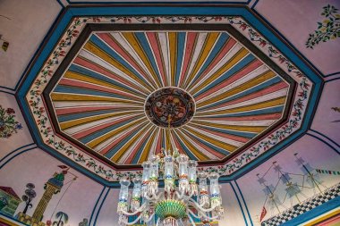 Antik bir evin mimari tavan detayları