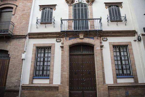 Exterior de los edificios locales — Foto de Stock