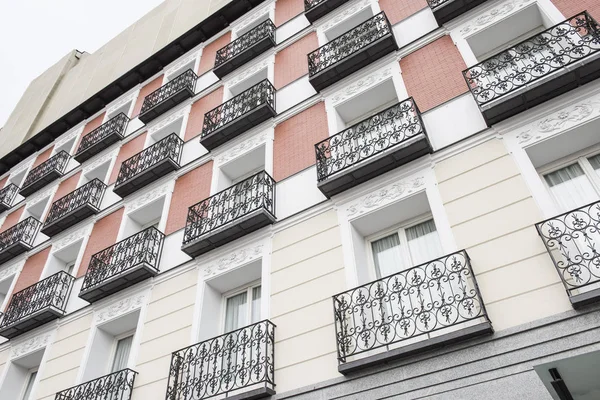 Außenbereich lokaler Gebäude — Stockfoto