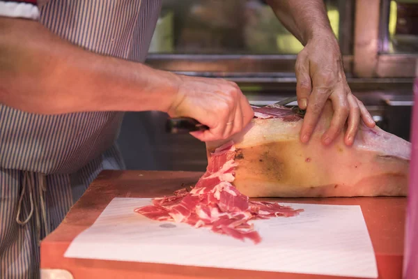 Uzená Jamon balené v plastu — Stock fotografie