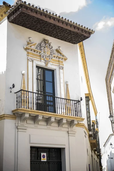 Förtrollande arkitektur över Alhambra — Stockfoto