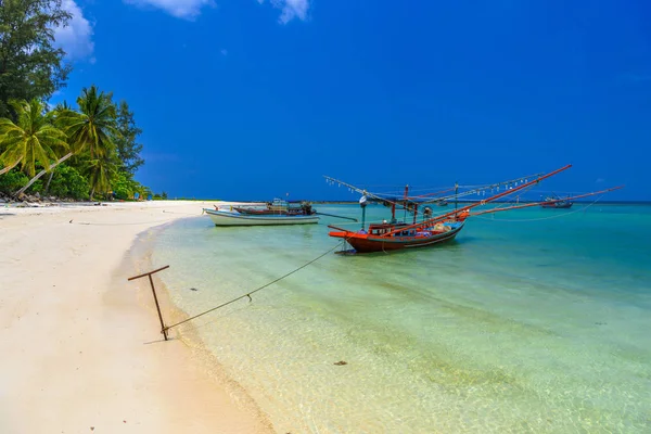 Barcos Cola Larga Playa Malibú Isla Koh Phangan Suratthani Tailandia — Foto de Stock