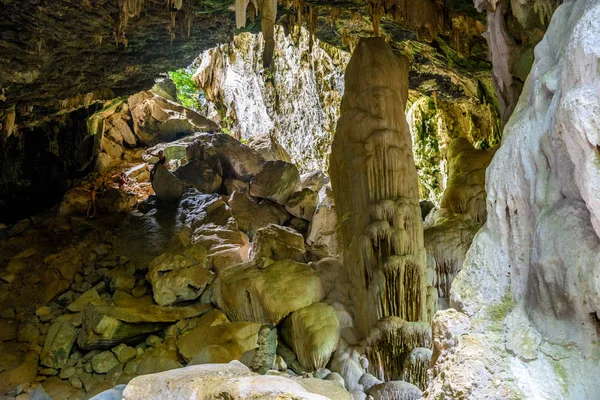 Koh Phaluai Parque Nacional Ang Thong Golfo Tailandia Siam Cueva — Foto de Stock