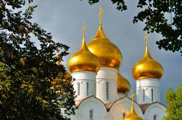 Assumption Cathedral Golden Domes Yaroslavl Russia — Stock Photo, Image