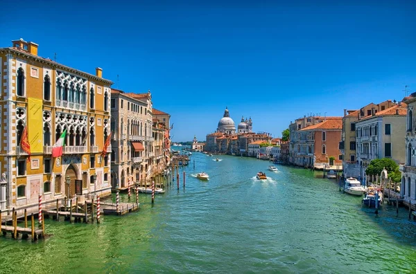 Wspaniały Widok Canal Grande Bazyliki Santa Maria Della Salute Podczas — Zdjęcie stockowe