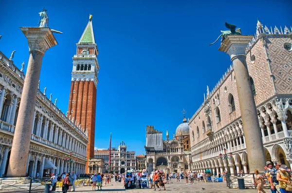 Venedig Italien Juni 2014 Der Markusplatz Piazza San Marco Mit — Stockfoto