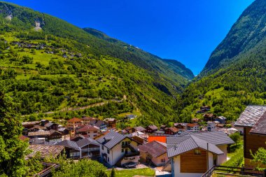 İsviçre Alpleri'nde köy dağlar Valley, Stalden, Staldenried, Visp, Wallis Valais İsviçre