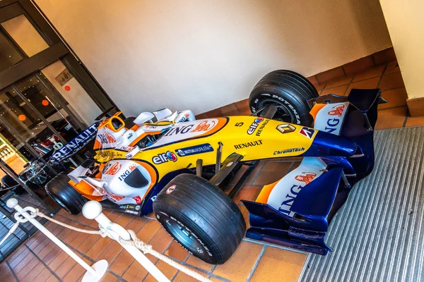 摩纳哥丰特维耶市 2017年6月 黄色蓝色雷诺一级方程式 在摩纳哥顶级汽车收藏博物馆 — 图库照片