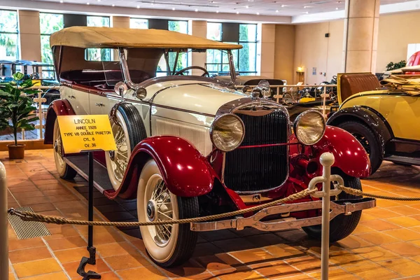 Fontvieille Monaco Juni 2017 Weiss Roter Lincoln Double Phaeton 1928 — Stockfoto