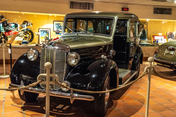 Fontvieille Monaco Jun 2017 Black Silver Austin Taxi Cab 1952 — Stock Photo, Image