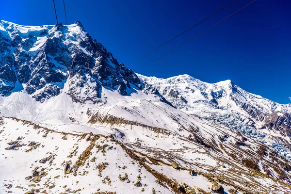 Sněžné hory Chamonix, Mont Blanc, Haute-Savoie, Alpy, Francie — Stock fotografie