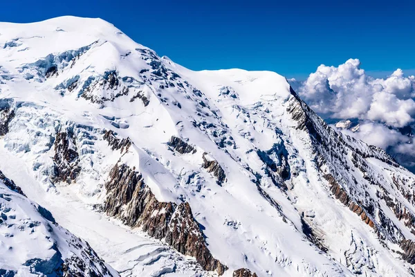 Snowy mountains Chamonix, Mont Blanc, Haute-Savoie, Alps, France — Stock Photo, Image