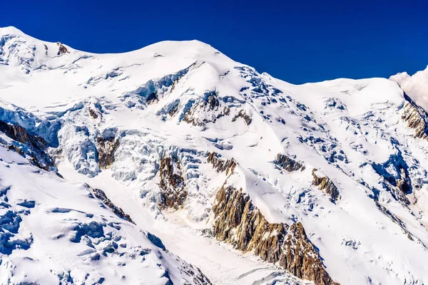 Snowy mountains Chamonix, Mont Blanc, Haute-Savoie, Alps, France — Stock Photo, Image