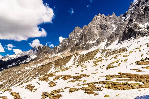 Montañas nevadas Chamonix, Mont Blanc, Alta Saboya, Alpes, Francia —  Fotos de Stock