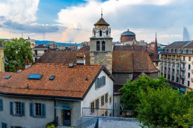 Merkezi Cenevre, İsviçre'nin St. St Pierre Katedrali