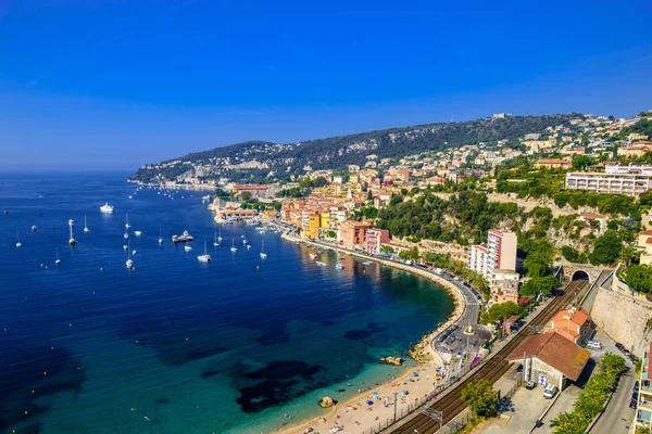 Beausoleil teknelerle Beach, Nice, Nizza, Alpes-Maritimes, kanıtlamak