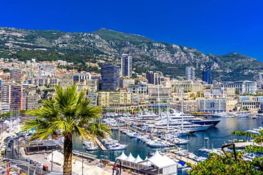 Bağlantı noktası ile La Condamine, Monte-Carlo, Monaco, Cote d'Az yatlar