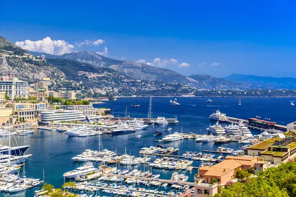 Port z jachtów w La Condamine, Monte Carlo, Monaco, Cote d'Az — Zdjęcie stockowe