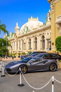 Monte-Carlo, Monaco - Haziran 2017: gri Ferrari 488 Tipo F142 m La Condamine, Monte-Carlo, Monaco, Cote d 'Azur, French Riviera