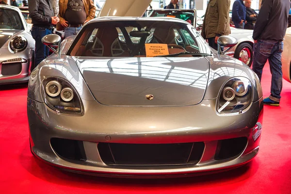 FRIEDRICHSHAFEN - MAY 2019: silver PORSCHE CARRERA GT 2002 at Motorworld Classics Bodensee on May 11, 2019 in Friedrichshafen, Germany — Stock Photo, Image